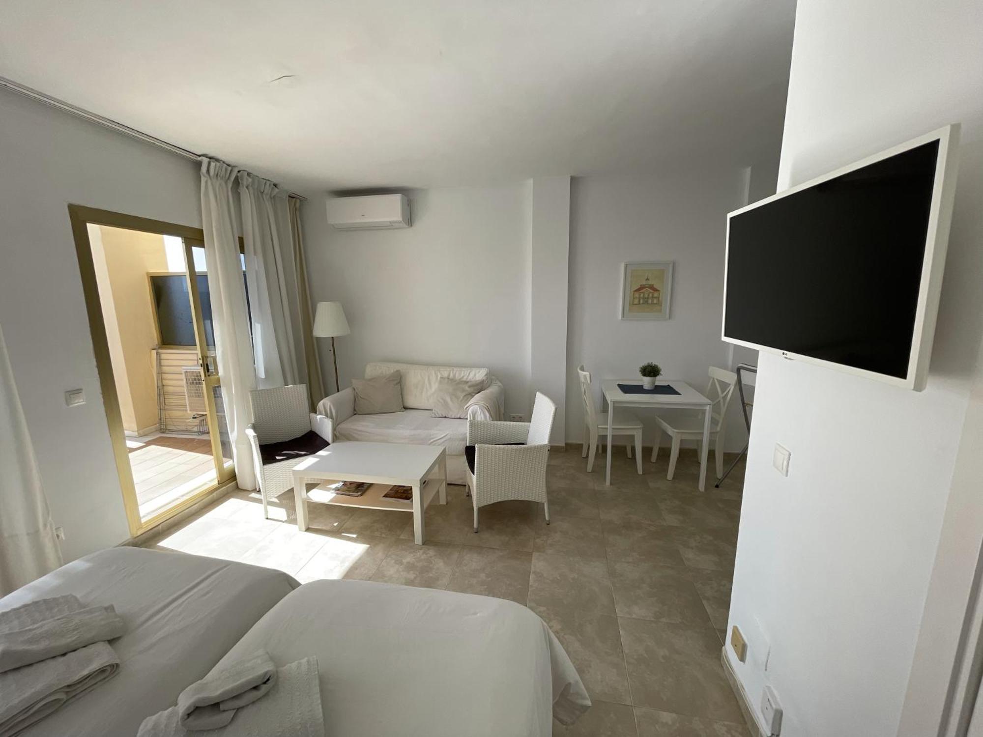 Estudio Primera Linea 50 Mtrs Playa. Fibra 600Mb Марбелья Экстерьер фото